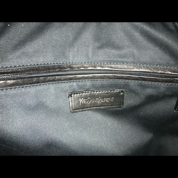 Authentic YSL/ Saint Laurent handbag. - Picture 4 of 5